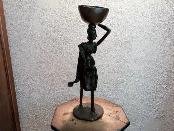 Portatrice d'Acqua Fusione in Bronzo Anni '40 - immagine 3