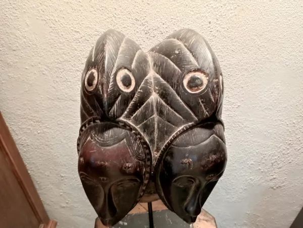 Maschera "Duofertilia" in Legno Anni '70 - immagine 5