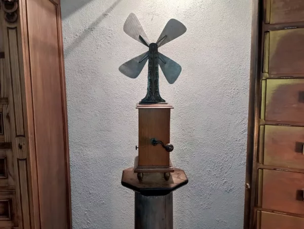 Ventilatore Carica a Molla Zephyr Paris 1902 - immagine 4