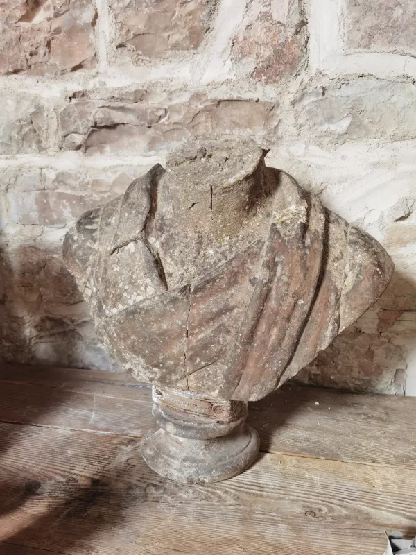 Busto Antico in Pietra - immagine 2