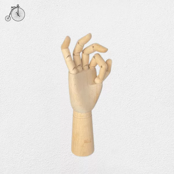 Mano di Legno con Articolazioni Movibili