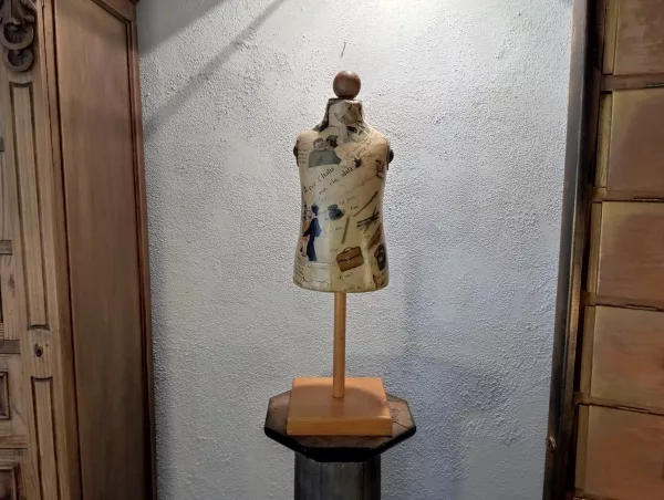 Manichino "Didattica" Decoupage Anni '50 - immagine 2