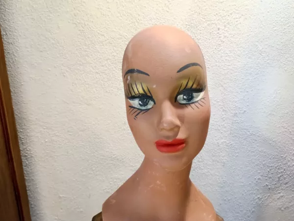 Testa Donna da Vetrina Anni '60 - immagine 3