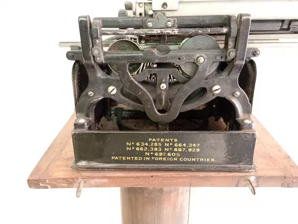 Macchina da Scrivere "The Sun" U.S.A. 1910 - immagine 9