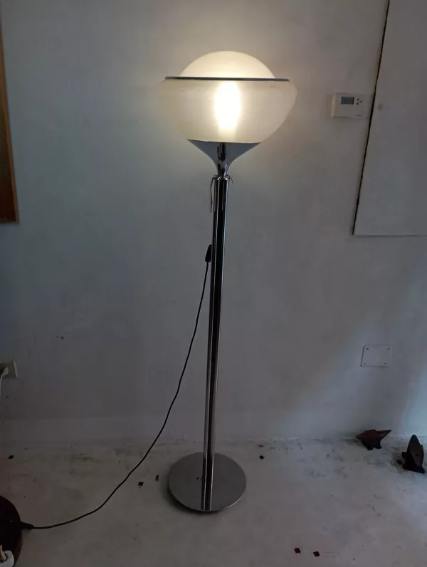 Lampada a Piantana Guzzini Anni '70 - immagine 5