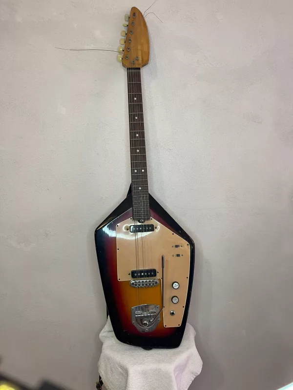 Chitarra Elettrica 1960 - immagine 2