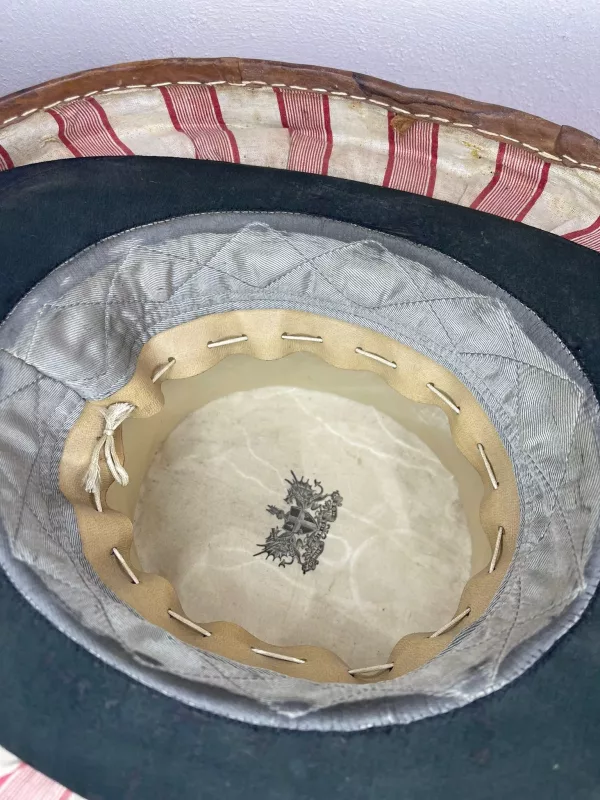 Vecchia Cappelliera con Tuba 1880 - immagine 9