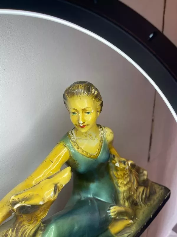 Scultura Donna & Levrieri Afgani 1920 - immagine 3