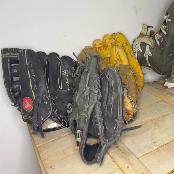 Guantoni da Baseball Varie Epoche - immagine 2