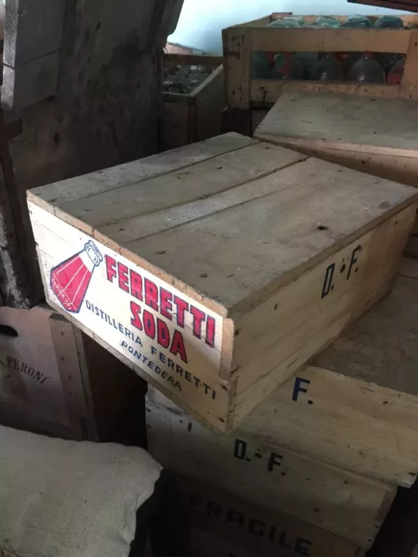 Cassa in Legno Bottiglie Ferretti Soda Anni '60 - immagine 4