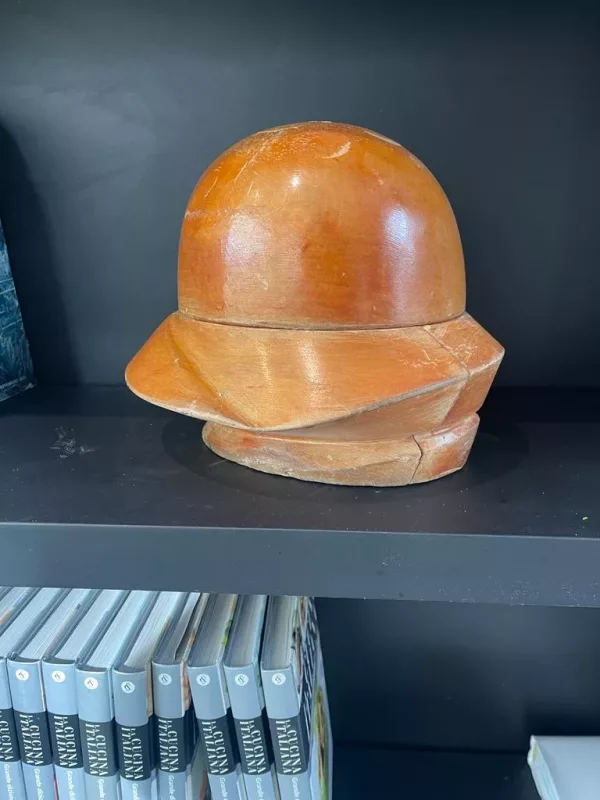 Antica Forma per Cappello da Donna in Acero 1890 - immagine 4