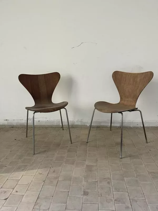 Coppia Sedie Arne Jacobsen Anni '60 - immagine 2