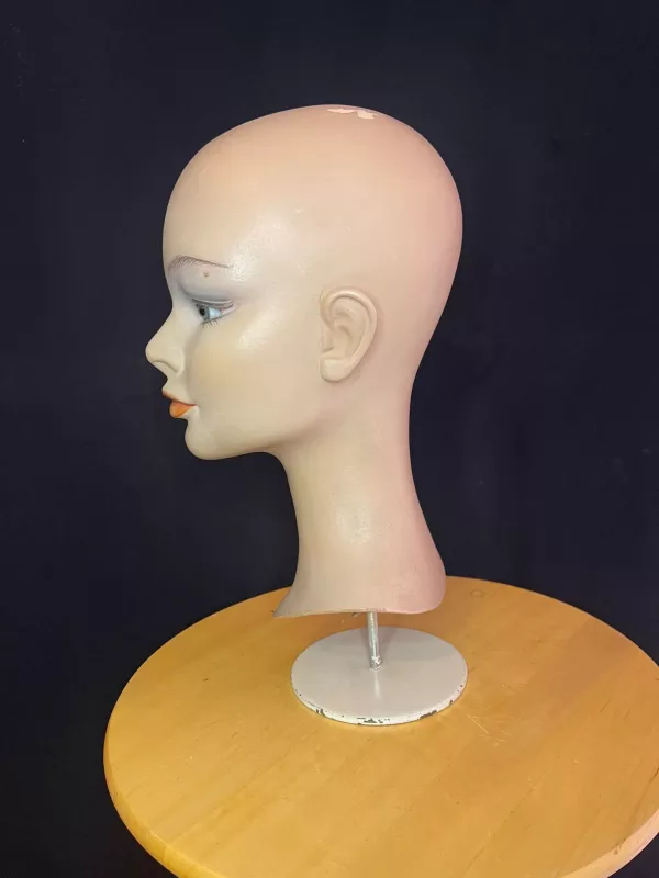 Testa di Donna da Vetrina Anni '60 - immagine 5