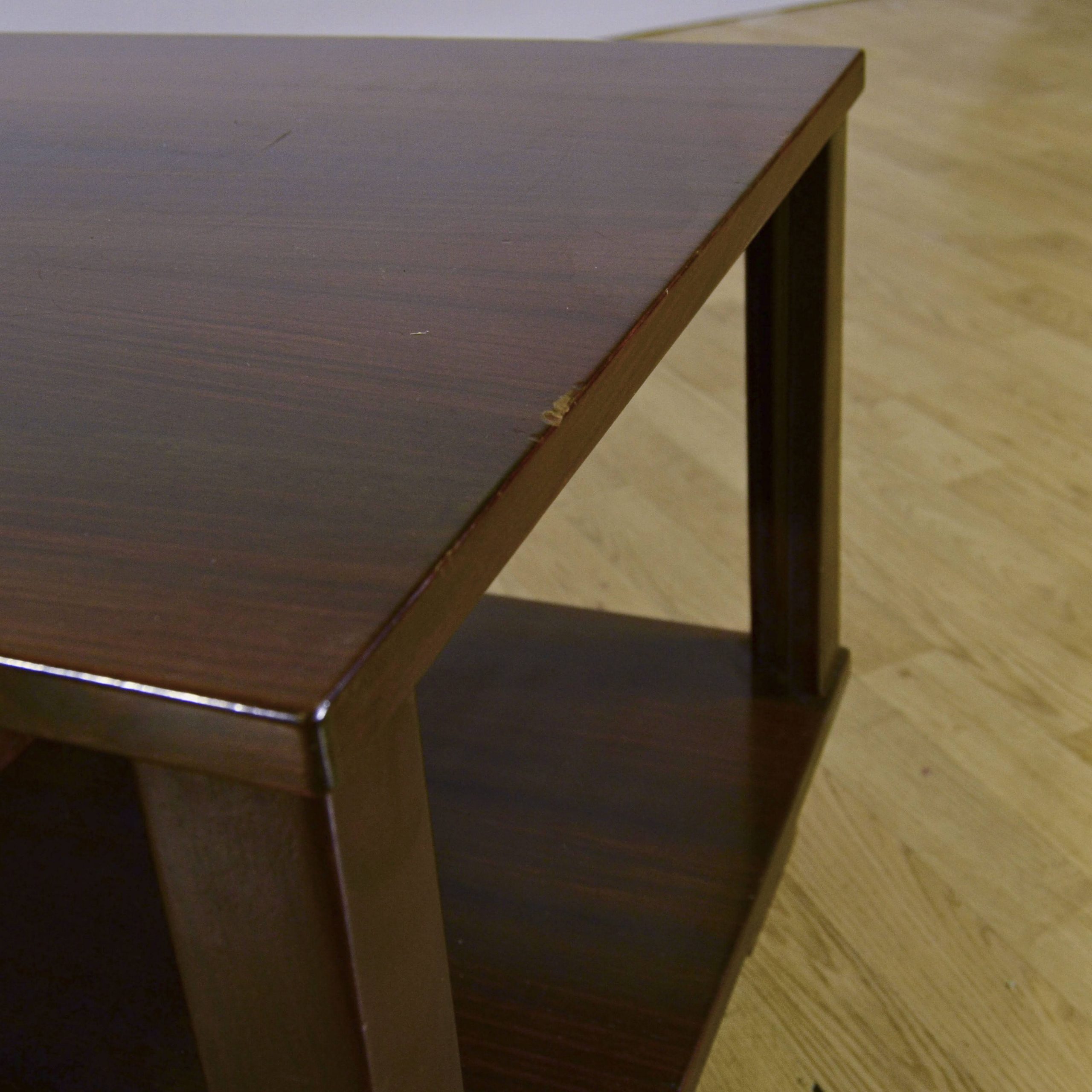 Tavolino da caffè con portariviste, cassetti e piattino anni '50 - immagine 14