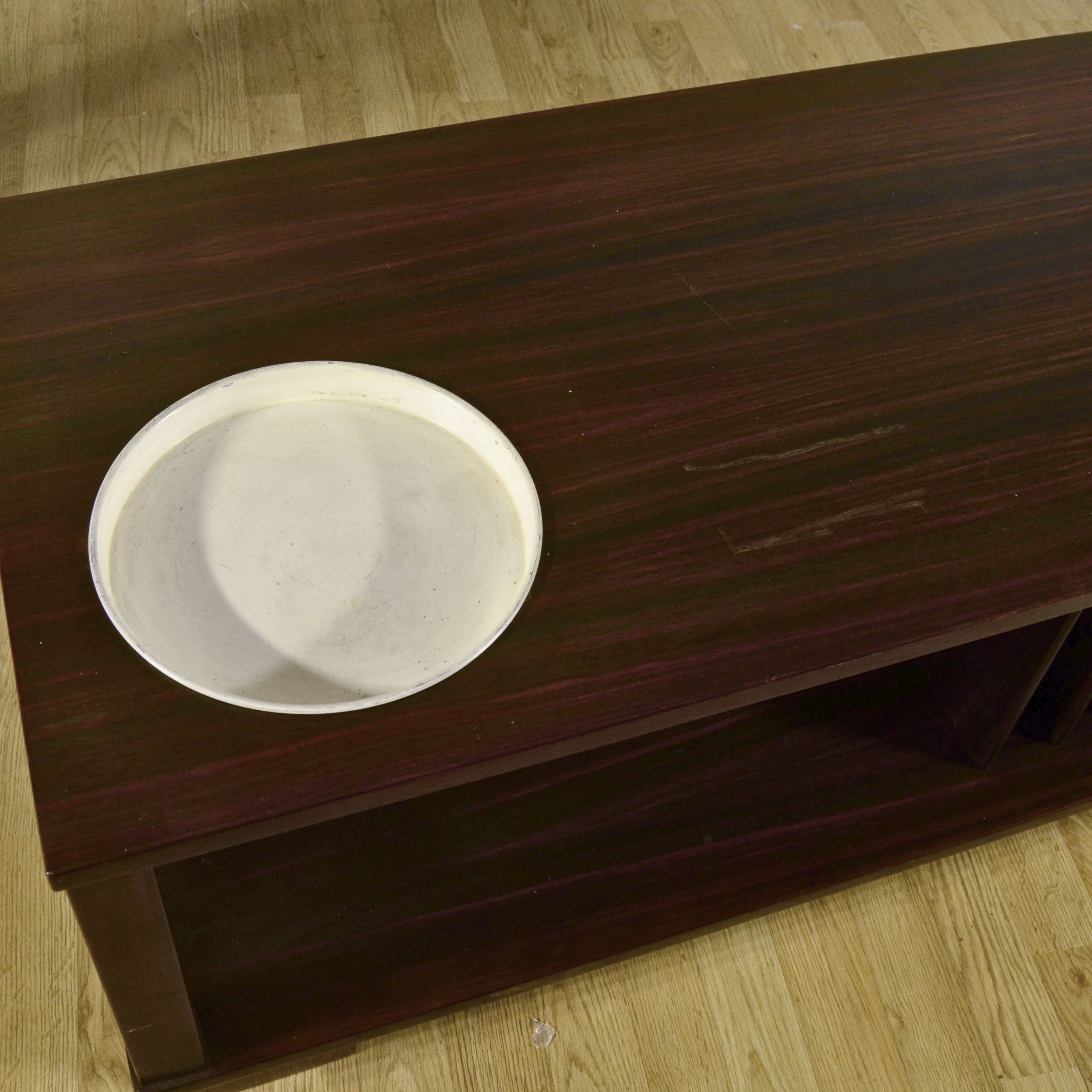 Tavolino da caffè con portariviste, cassetti e piattino anni '50 - immagine 16