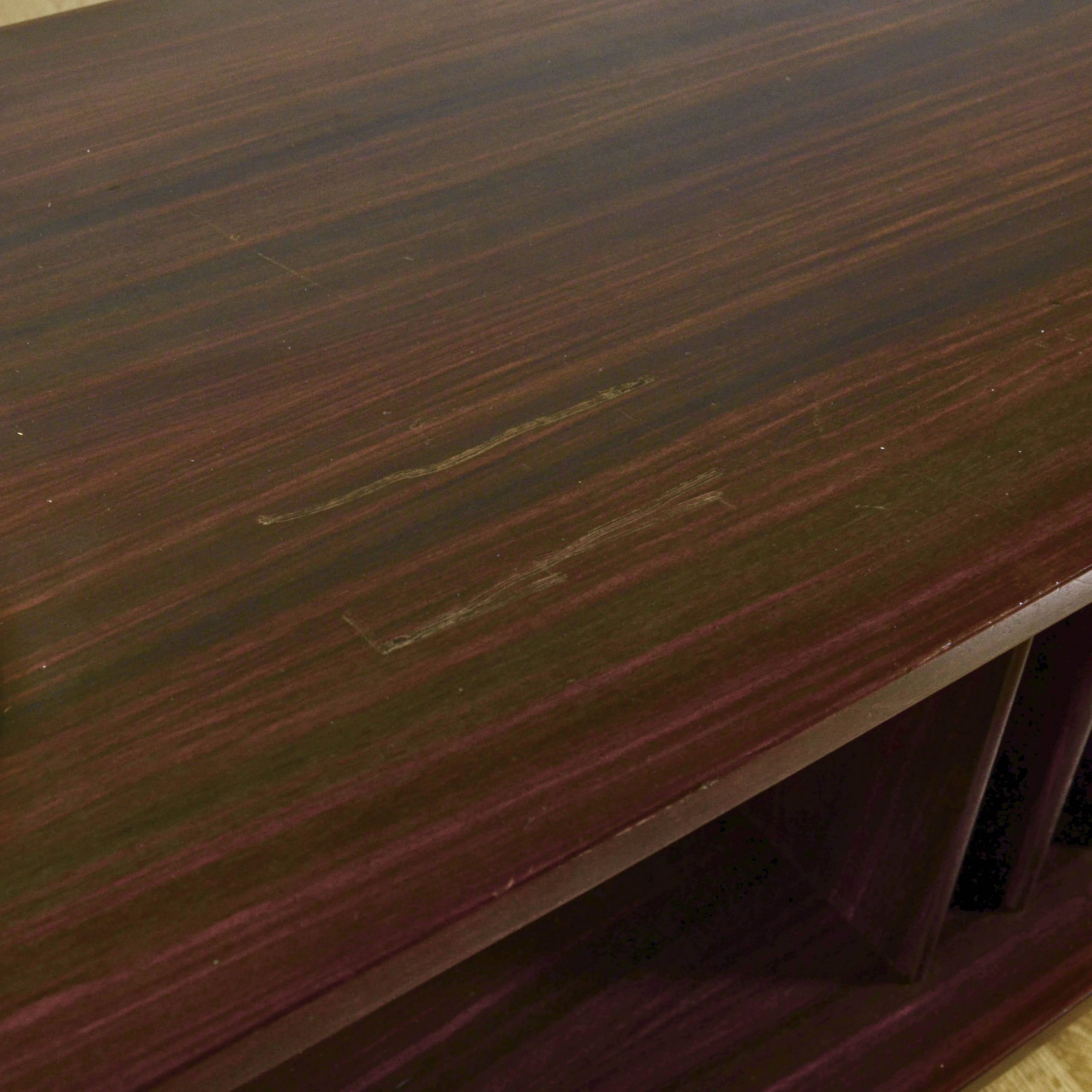 Tavolino da caffè con portariviste, cassetti e piattino anni '50 - immagine 21