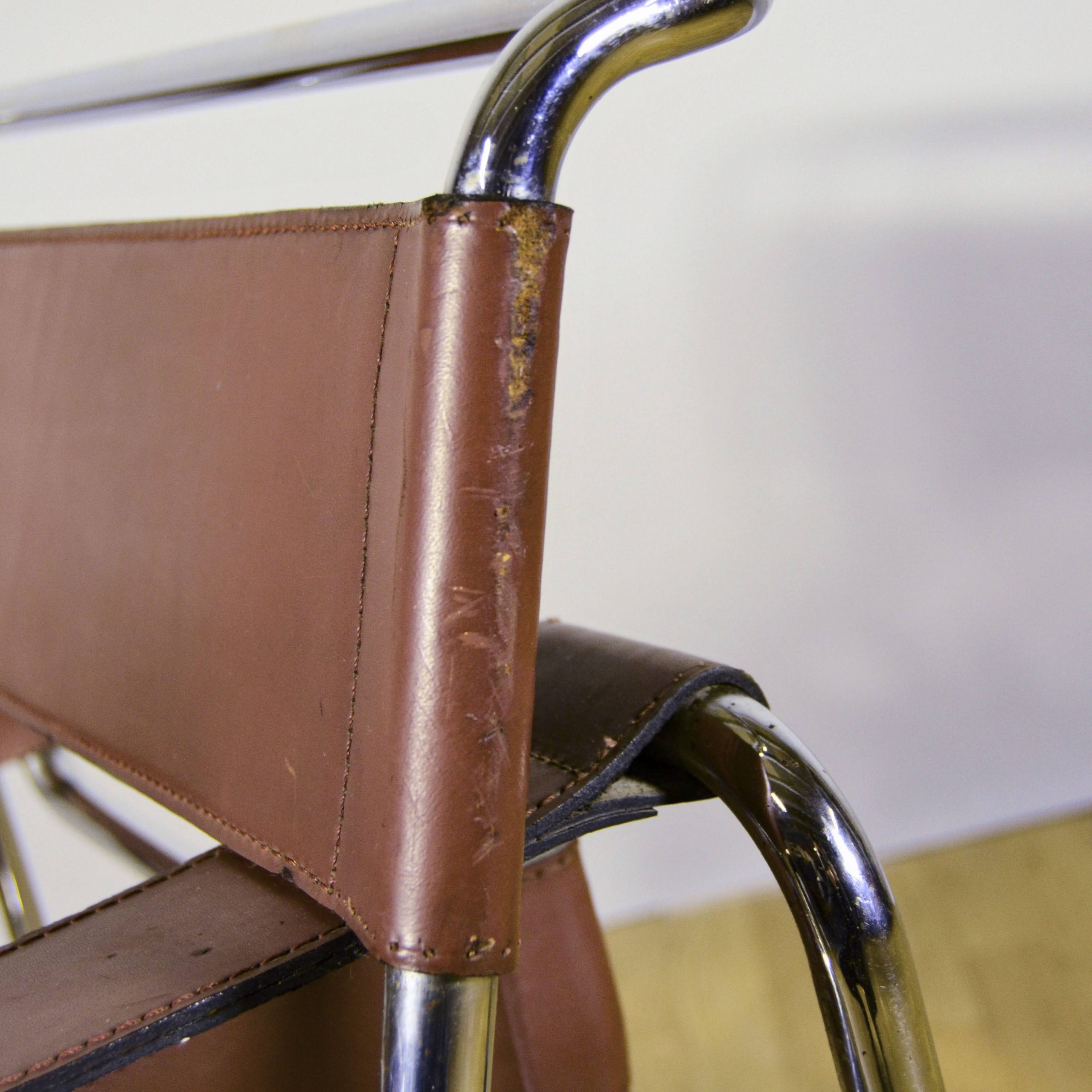 Sedia B3 "Wassily" Cognac di Marcel Breuer x Knoll - immagine 17