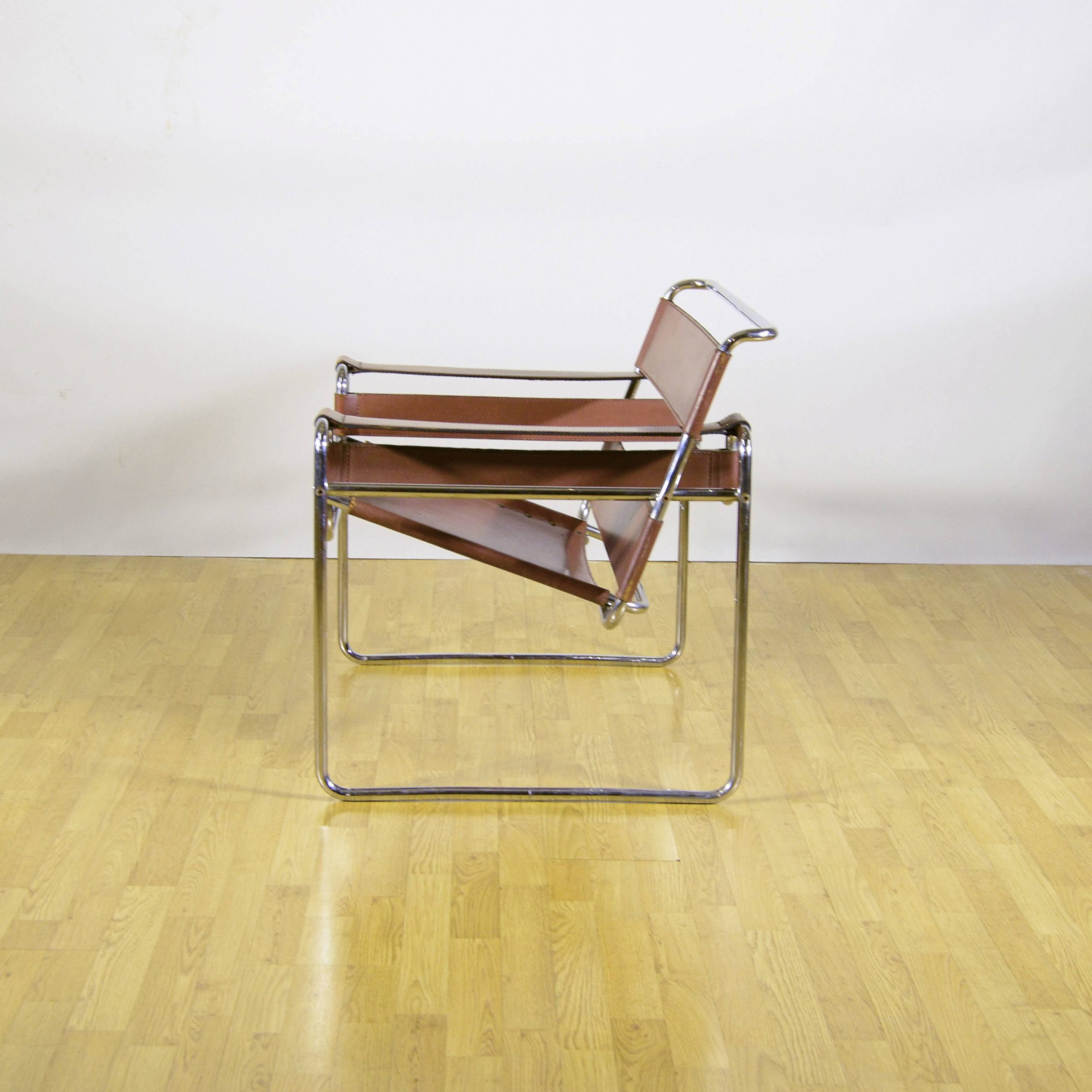 Sedia B3 "Wassily" Cognac di Marcel Breuer x Knoll - immagine 5