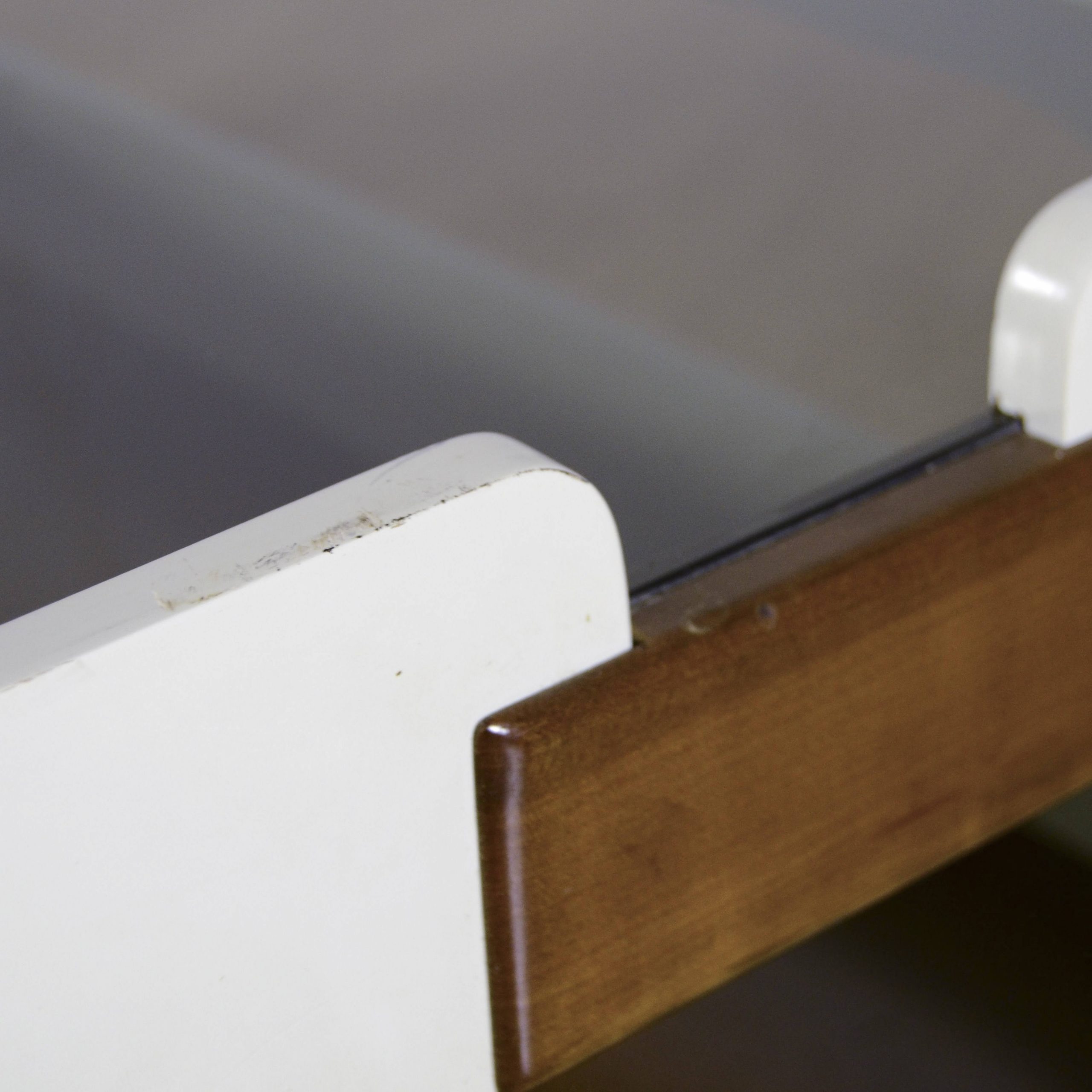 Tavolino Space Age Bianco attribuito a Joe Colombo 1970 - immagine 12