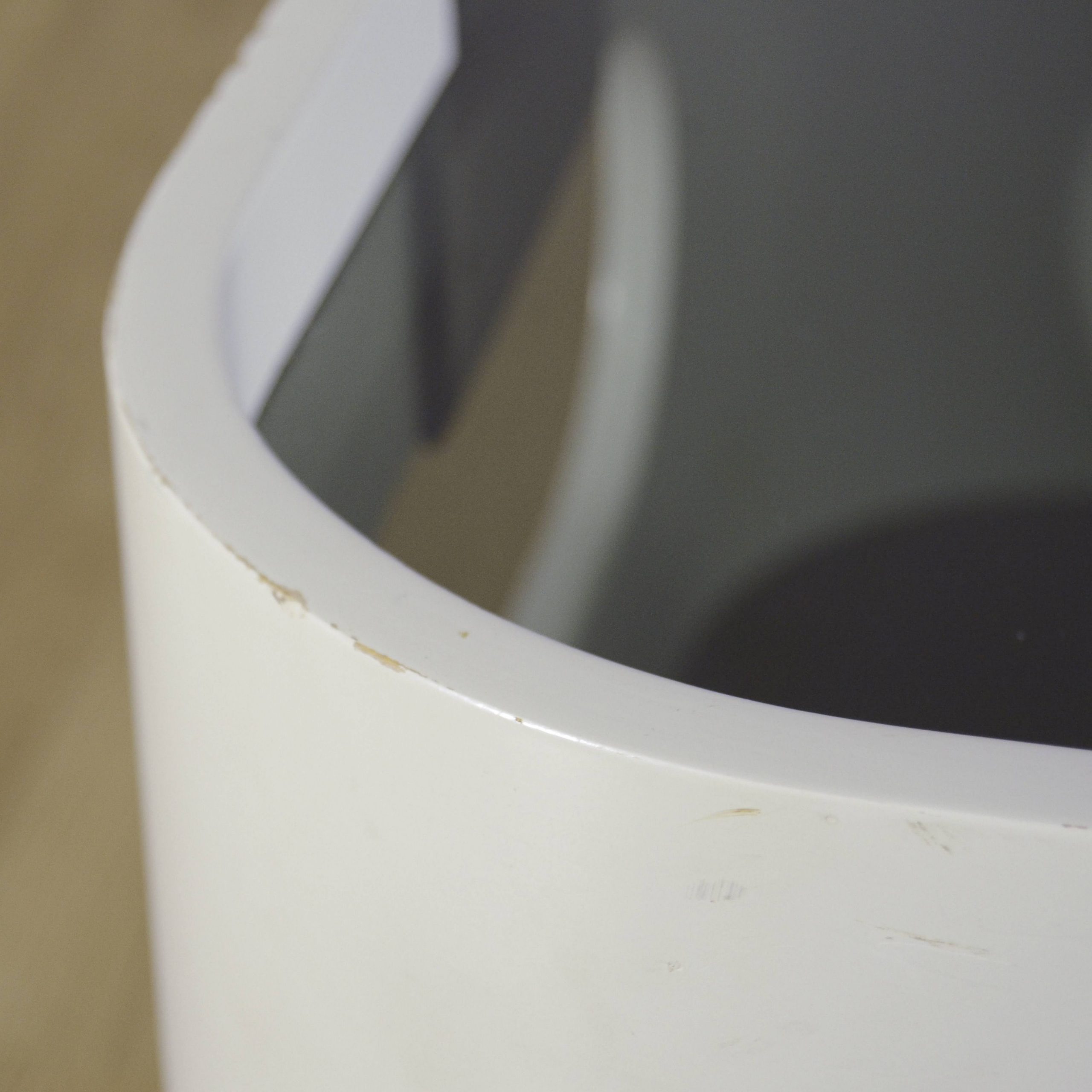 Tavolino Space Age Bianco attribuito a Joe Colombo 1970 - immagine 8