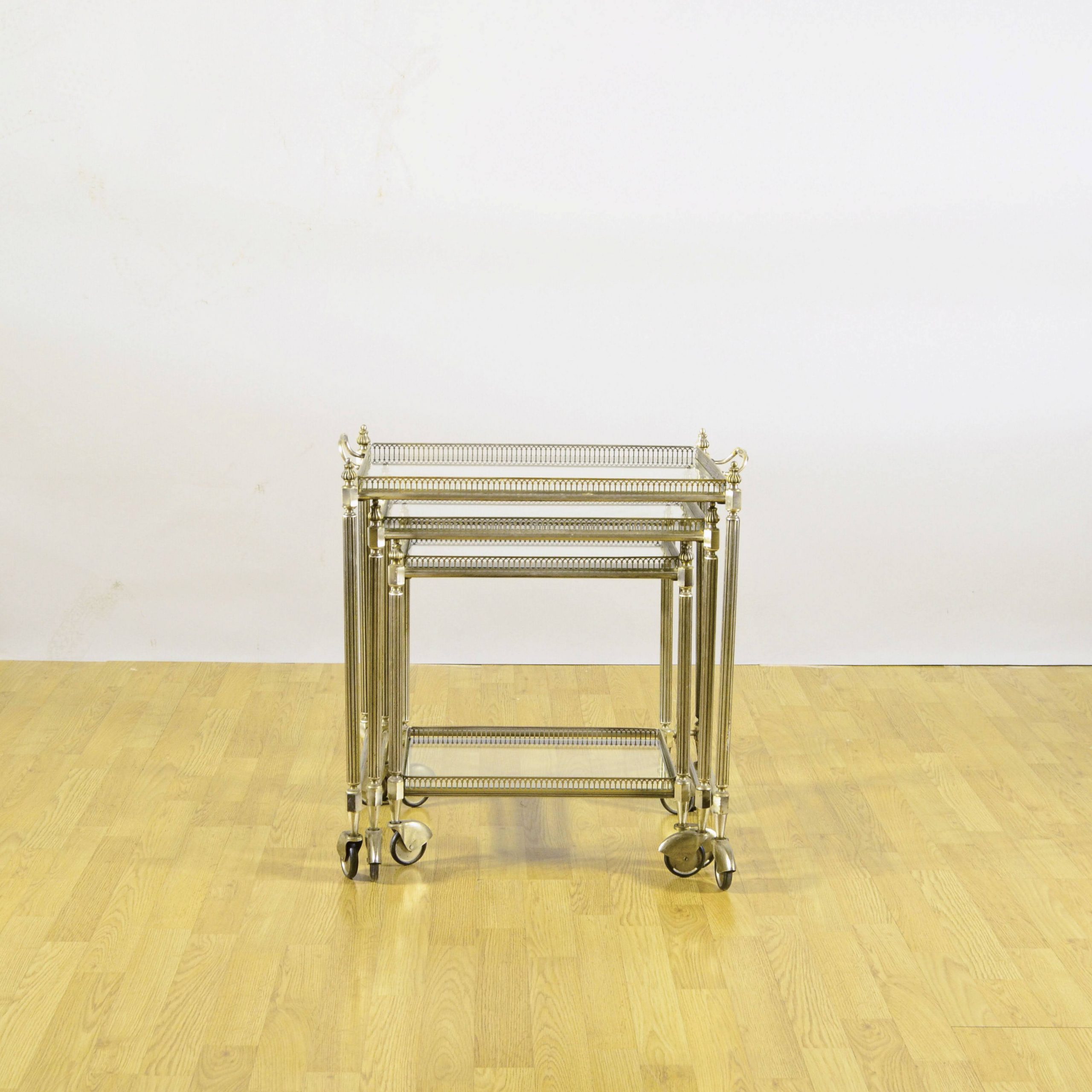 Set Tavolini da Servizio stile Luigi XVI - immagine 4