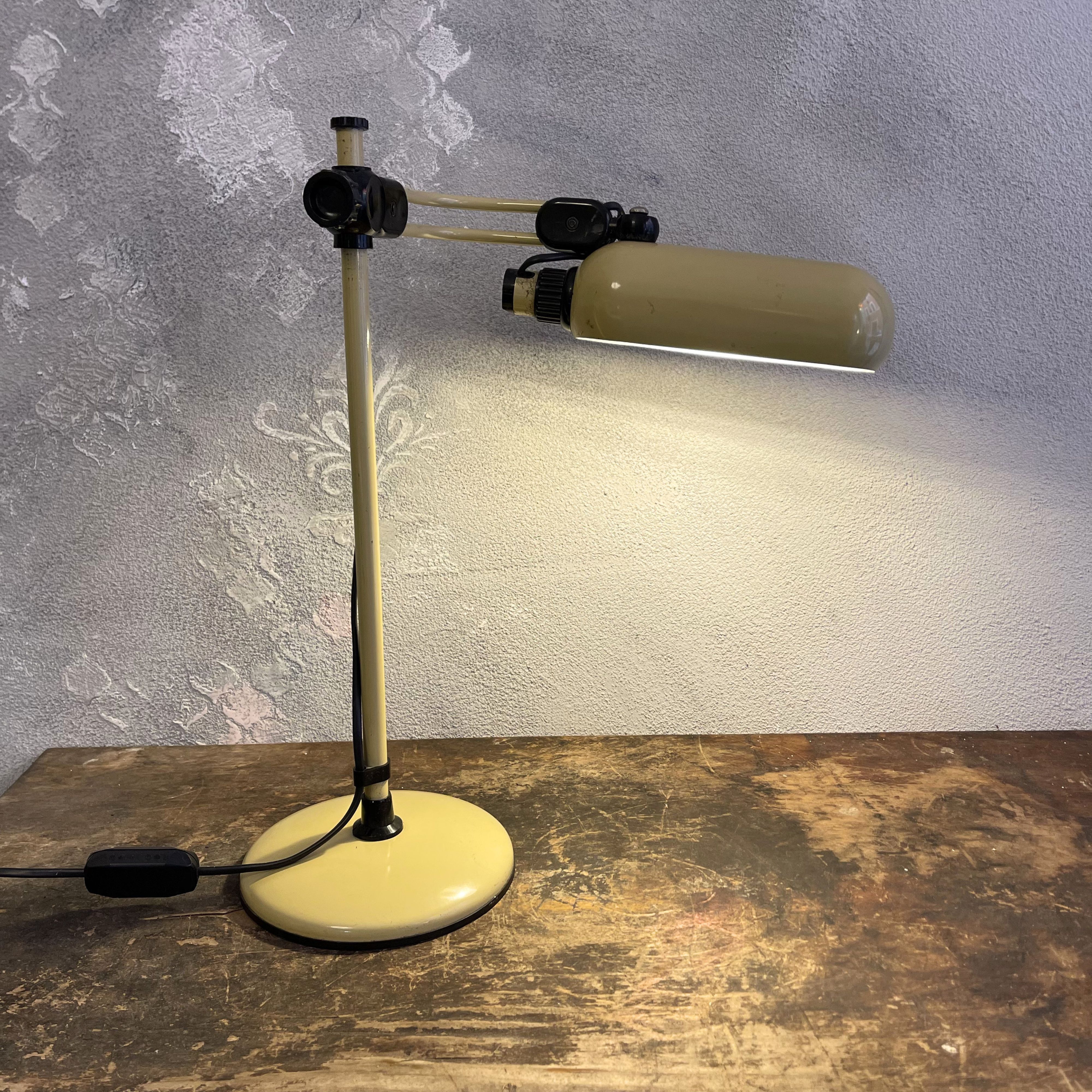 Lampada da Tavolo Postmoderna Multidirezionale - immagine 3