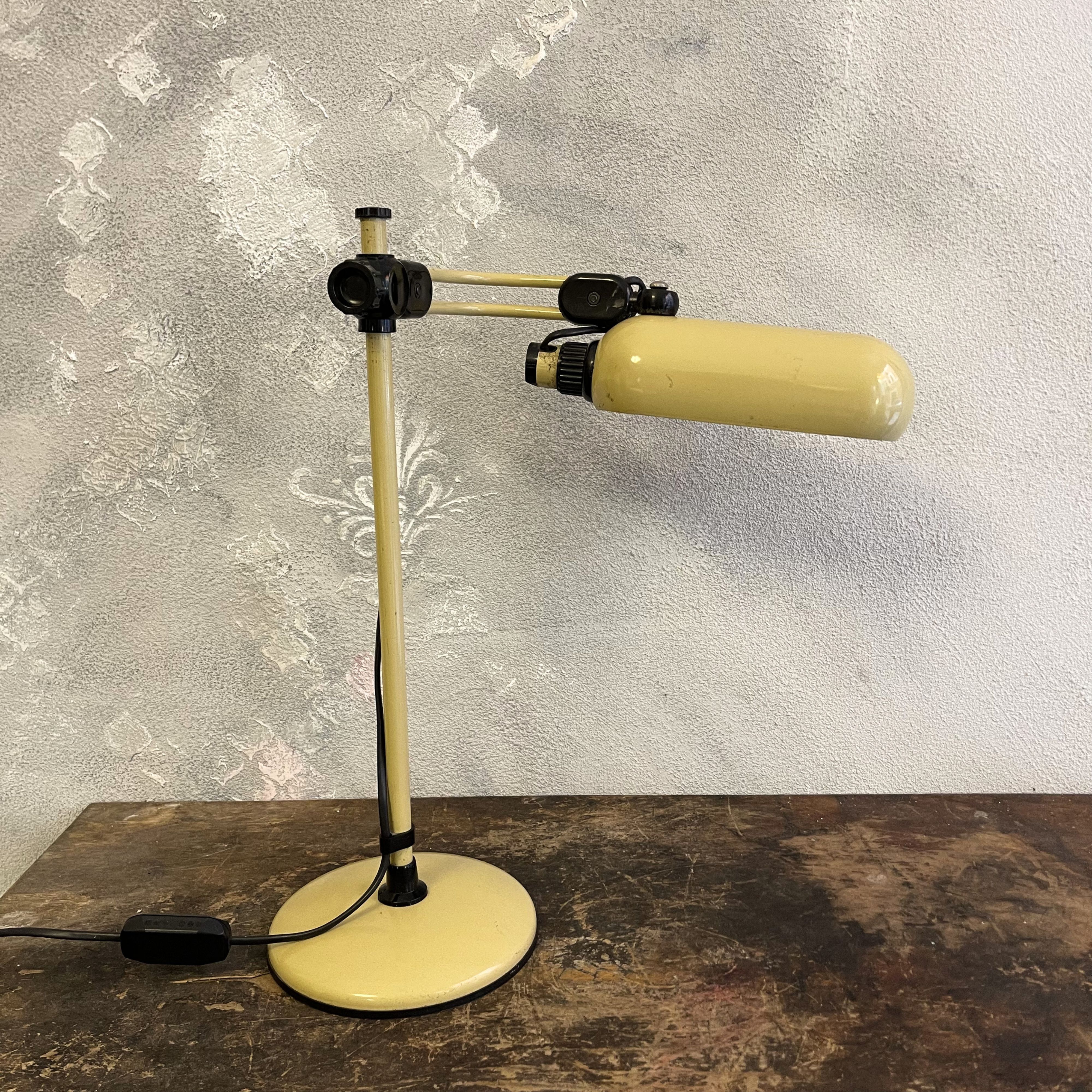 Lampada da Tavolo Postmoderna Multidirezionale - immagine 17