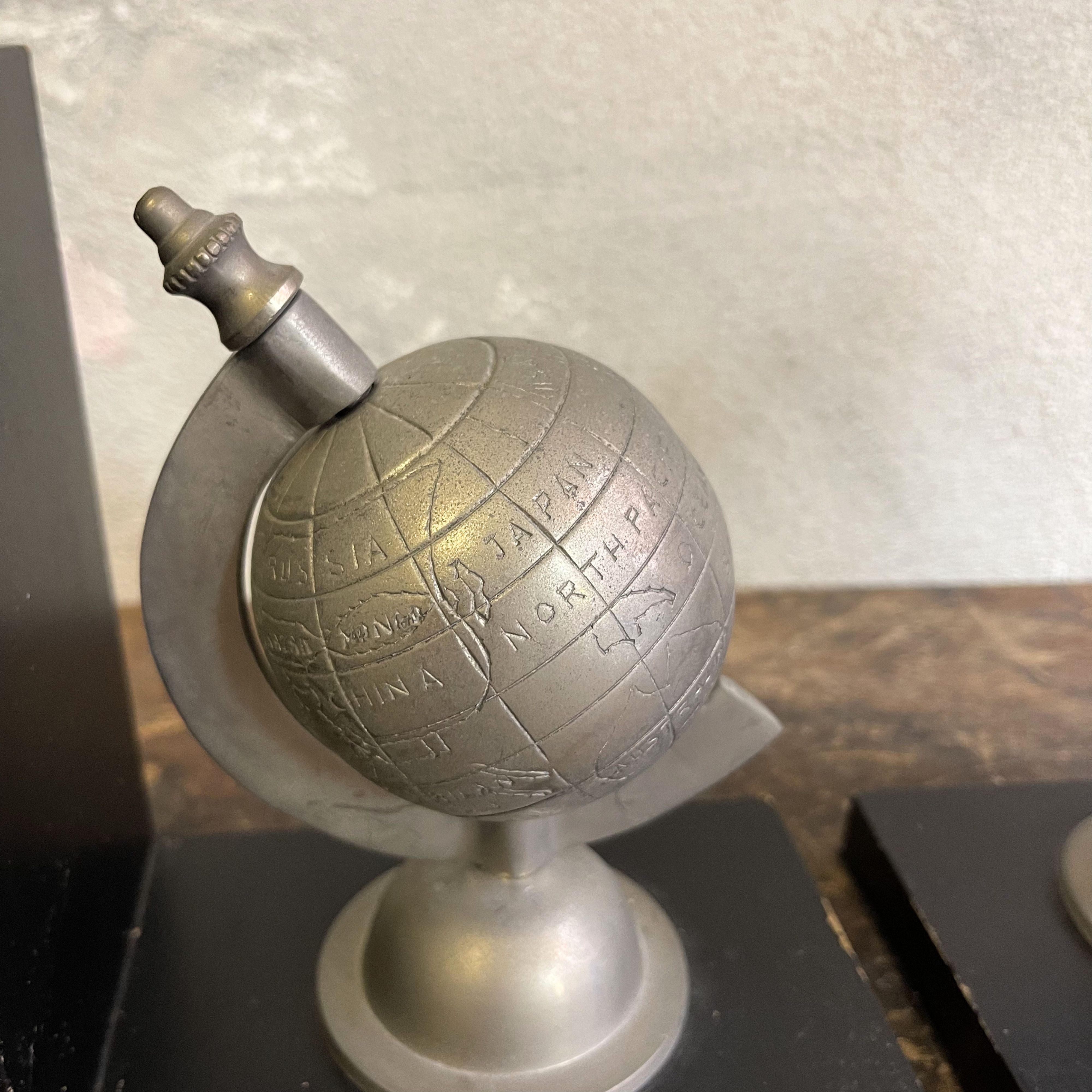 Fermalibri con Mappamondi in Legno e Alluminio - immagine 12